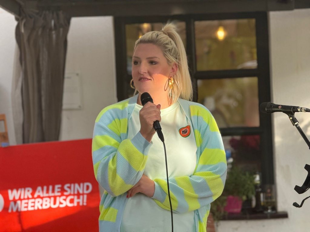 E2C0E977-46D7-4CA5-8918-0A88F344CE05